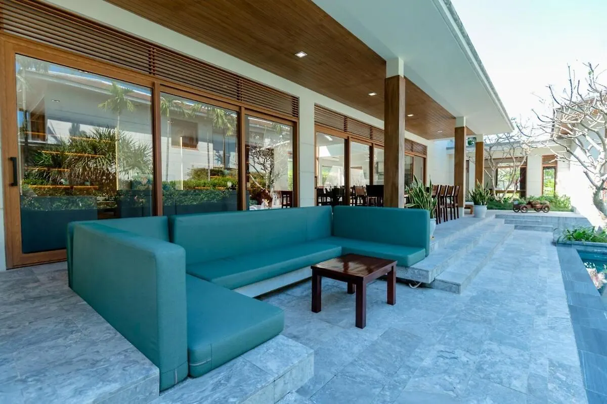 Unforgettable Family Vacation In A Super Spacious 1000M2 Villa With A Huge Private Pool Da Nang 0*,  Vietnam